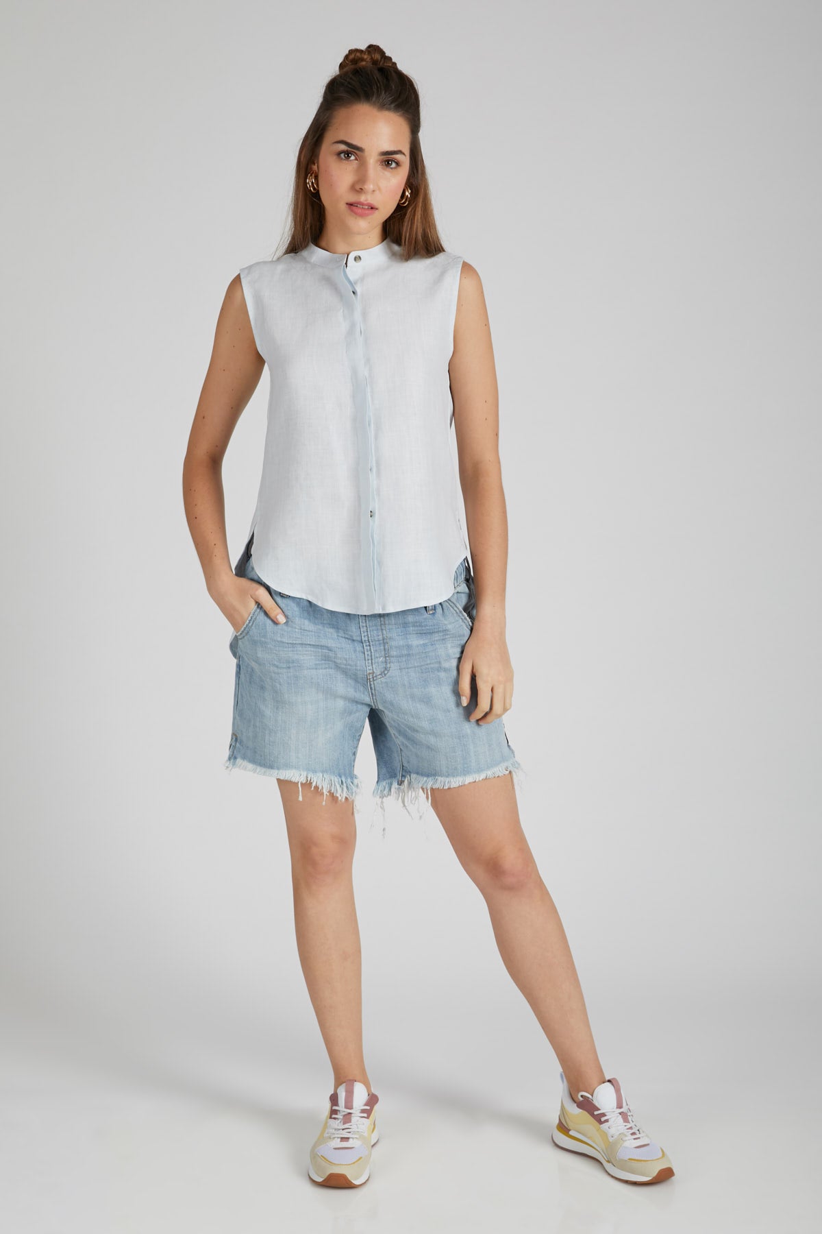 B. Label Zephyr Sleeveless Shirt for Women