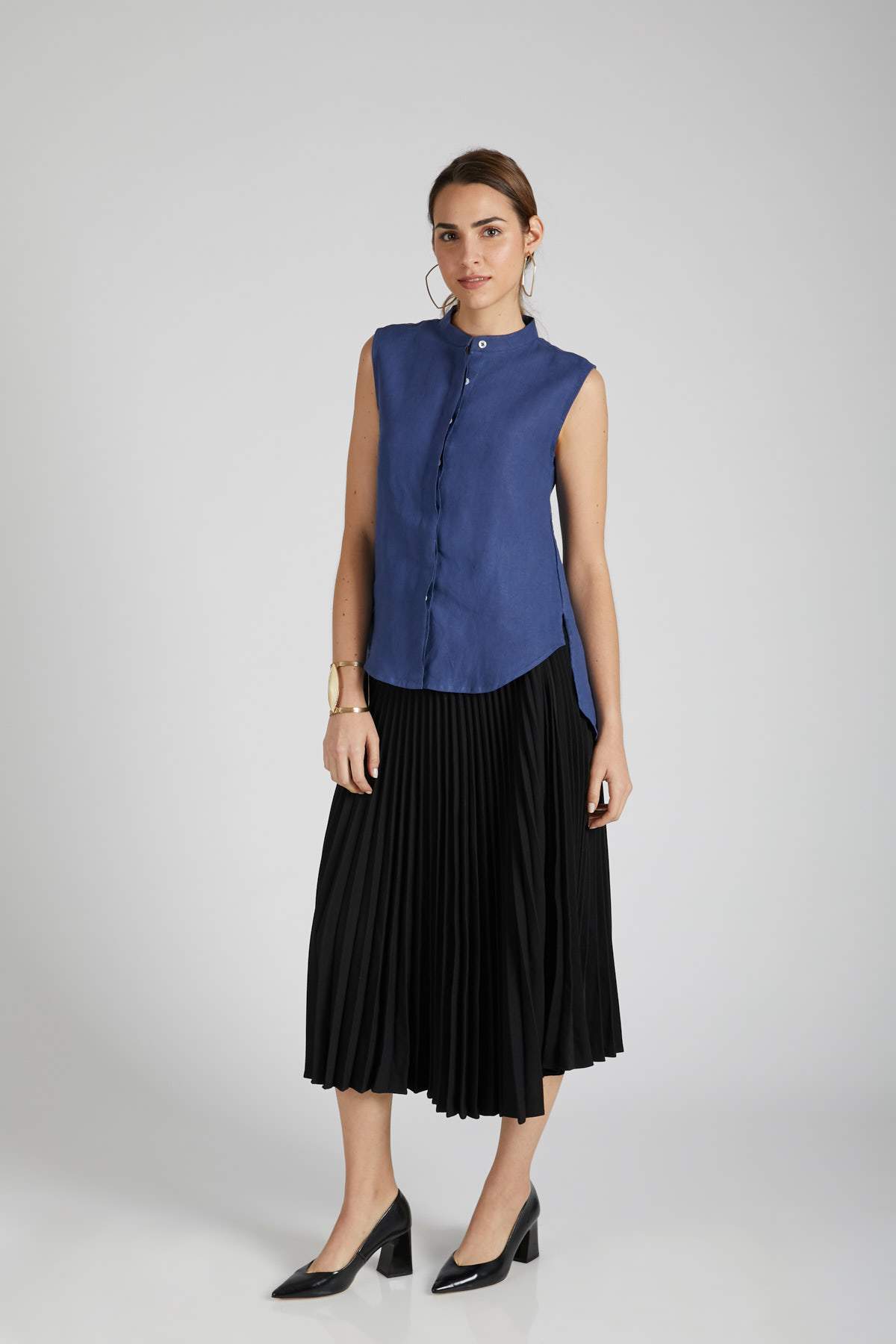 B. Label Zephyr Sleeveless Shirt for Women