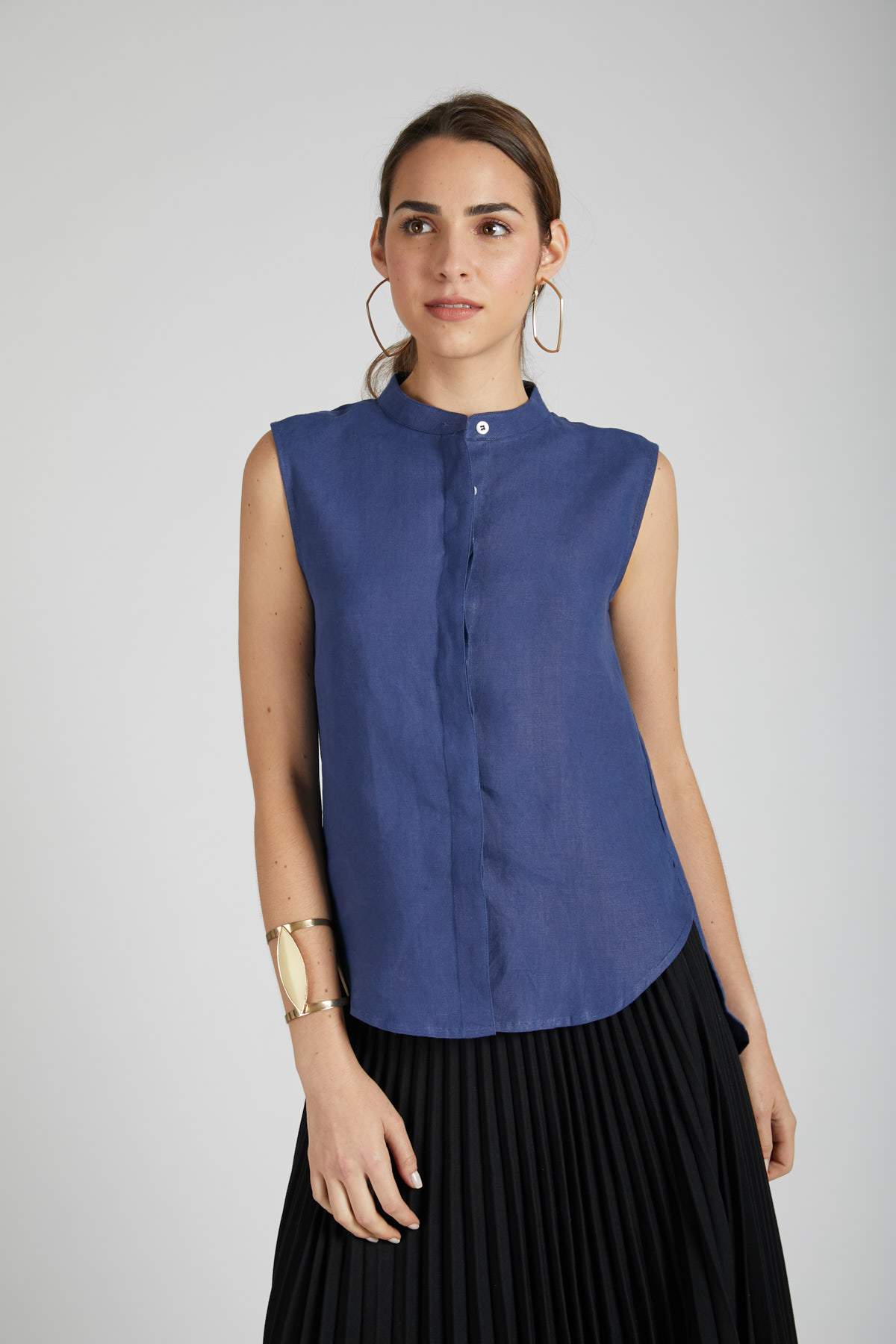 B. Label Zephyr Sleeveless Shirt for Women