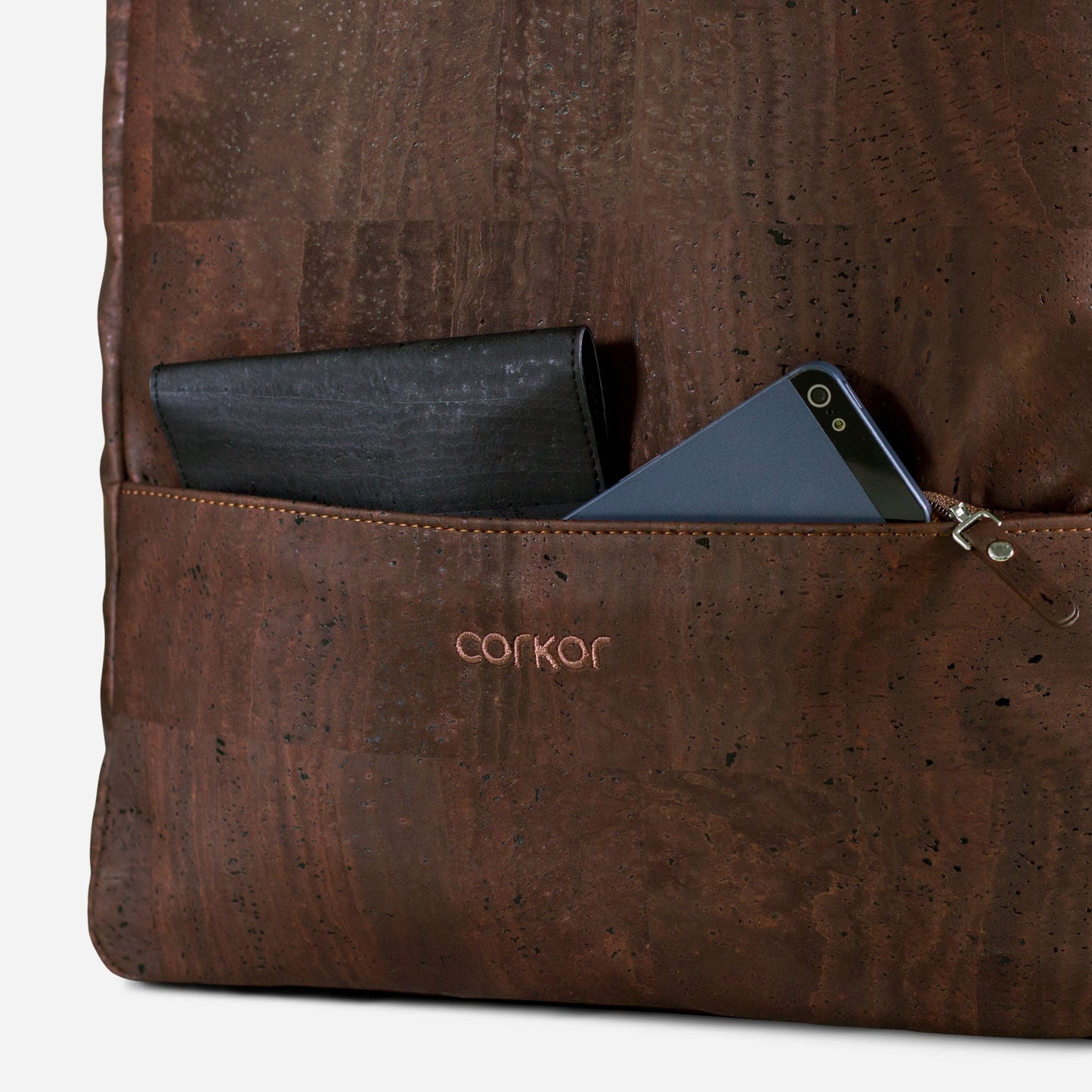 cork_backpack_brown_pocket